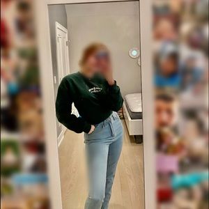 light wash mom jeans